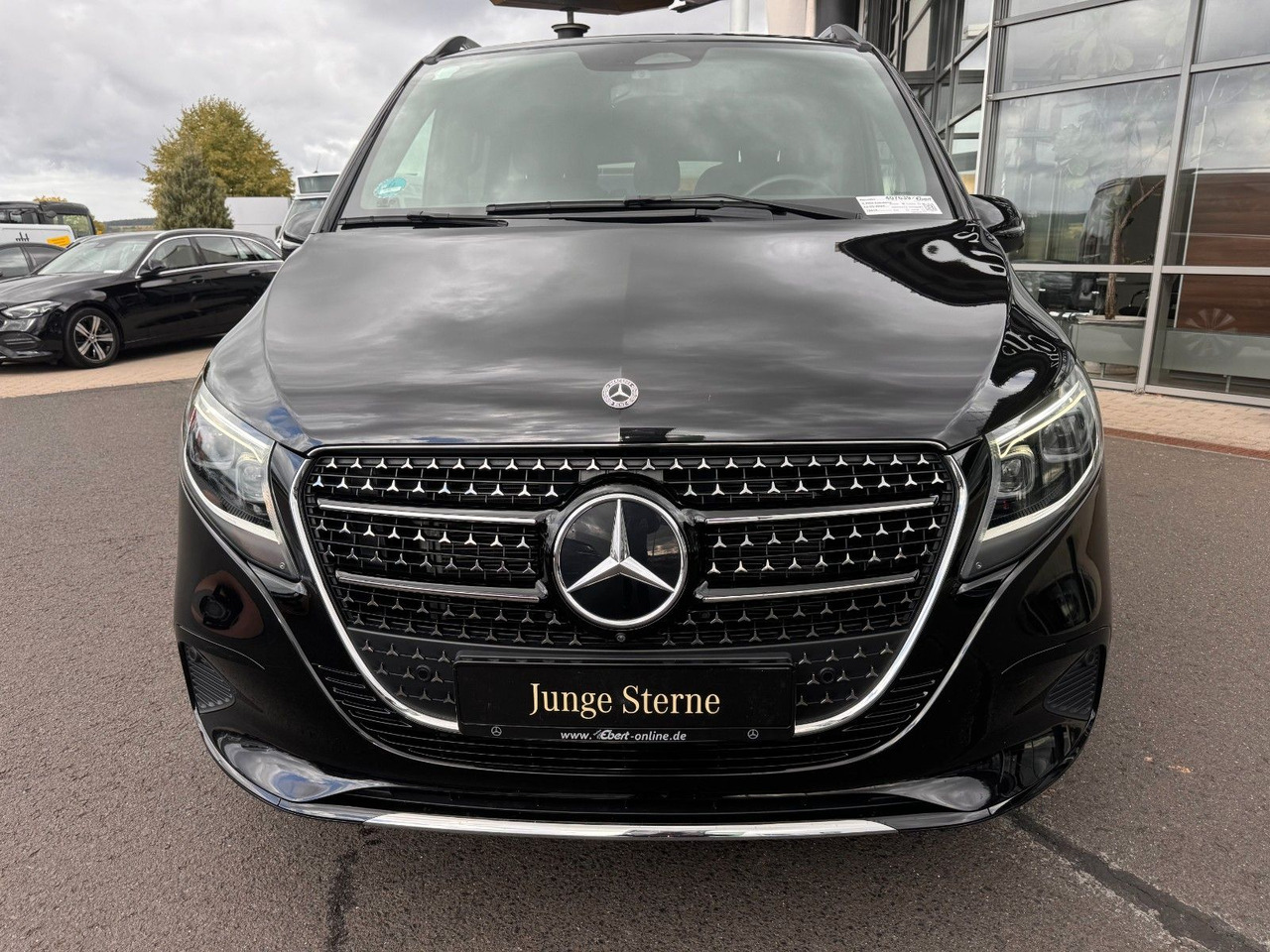 Mercedes-Benz V 300 d AVANTGARDE Extralang 360Kamera Standheiz - Stationcar: billede 2 Mercedes-Benz V 300 d AVANTGARDE Extralang 360Kamera Standheiz - Stationcar: billede 2