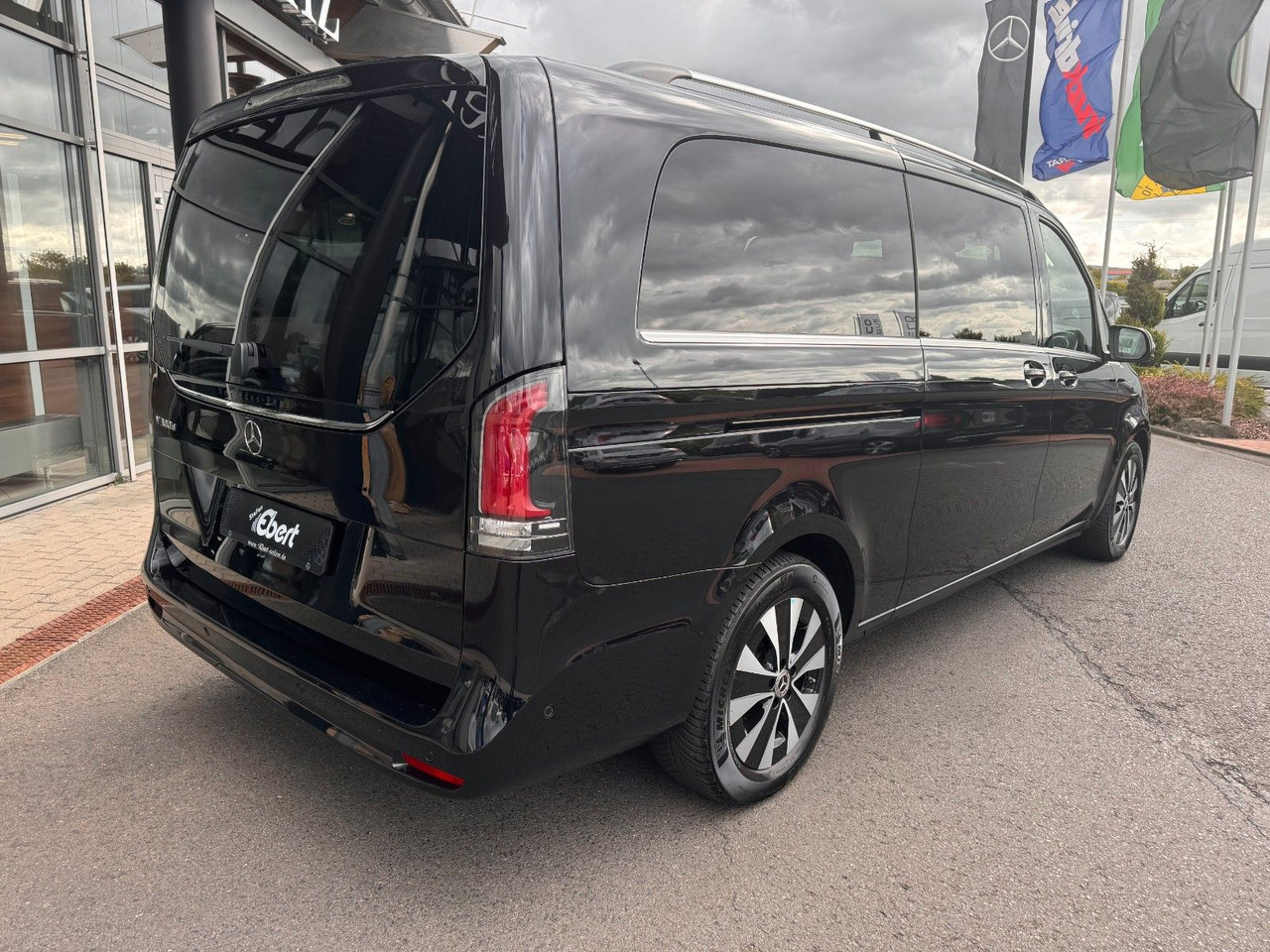 Mercedes-Benz V 300 d AVANTGARDE Extralang 360Kamera Standheiz - Stationcar: billede 4 Mercedes-Benz V 300 d AVANTGARDE Extralang 360Kamera Standheiz - Stationcar: billede 4