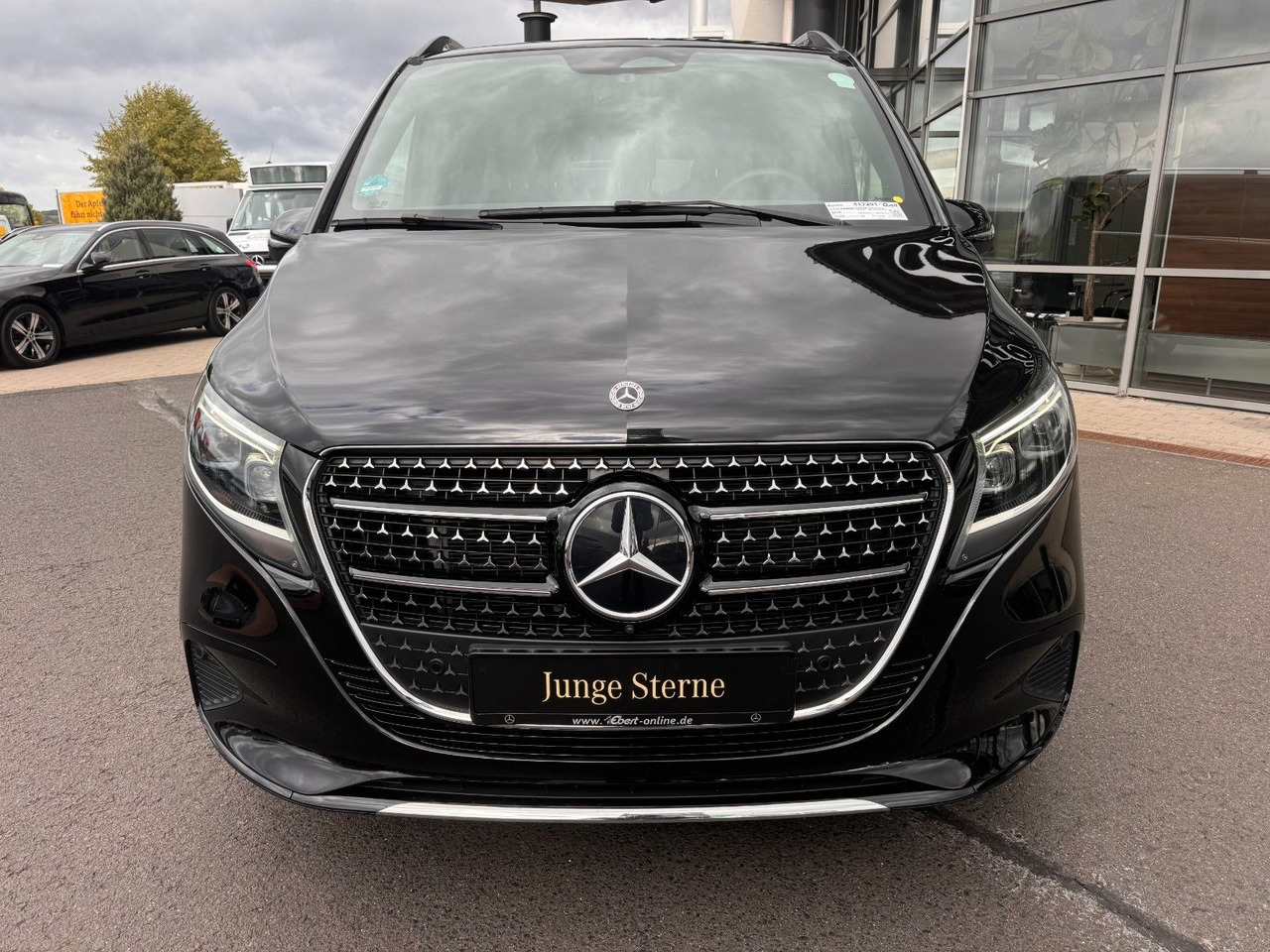 Mercedes-Benz V 300 d AVANTGARDE Extralang 360Kamera Standheiz - Stationcar: billede 2 Mercedes-Benz V 300 d AVANTGARDE Extralang 360Kamera Standheiz - Stationcar: billede 2