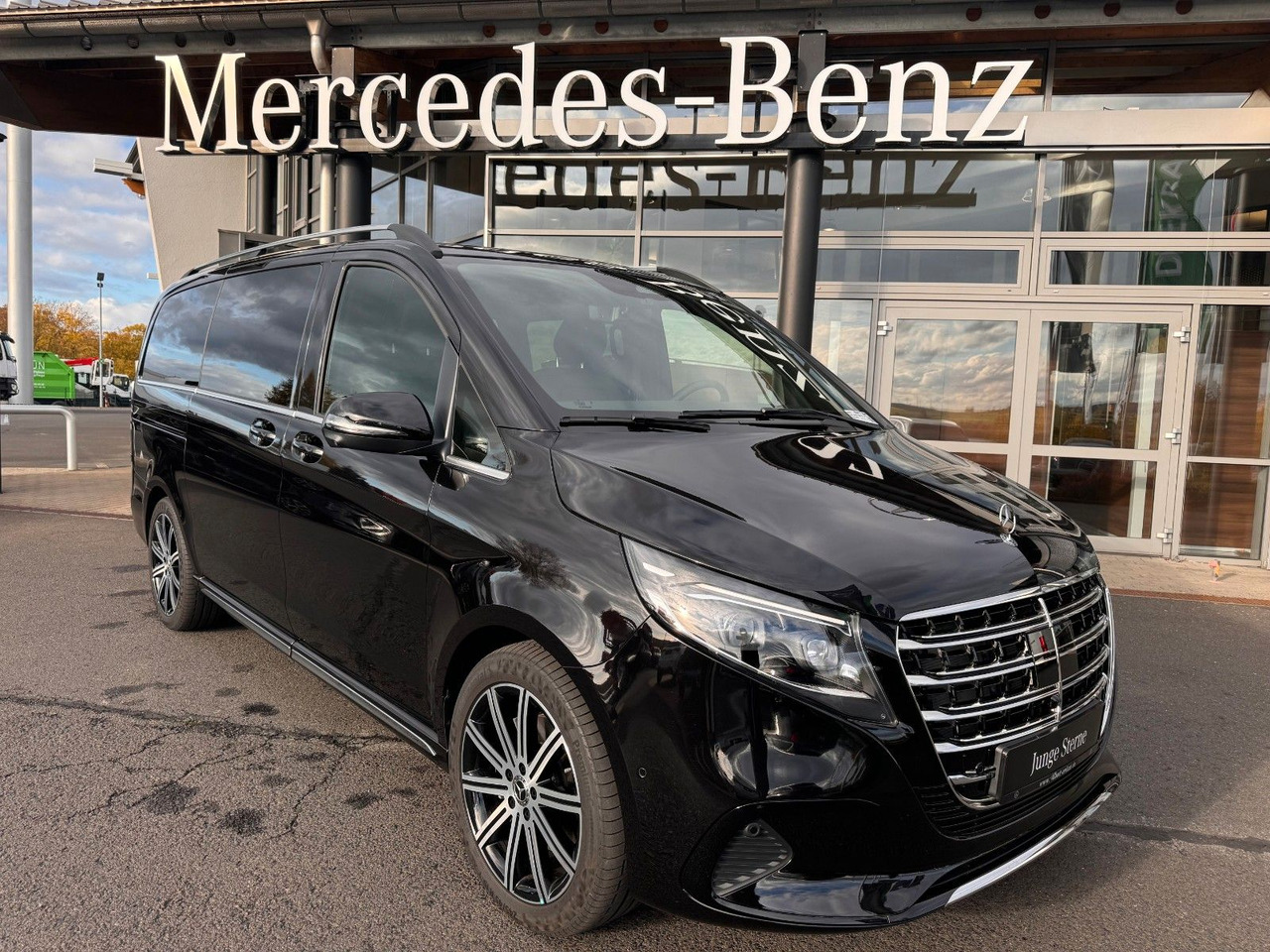 Mercedes-Benz V 300 d EXCLUSIVE AIRMATIC AHK2,5 Standheiz - Stationcar: billede 1 Mercedes-Benz V 300 d EXCLUSIVE AIRMATIC AHK2,5 Standheiz - Stationcar: billede 1