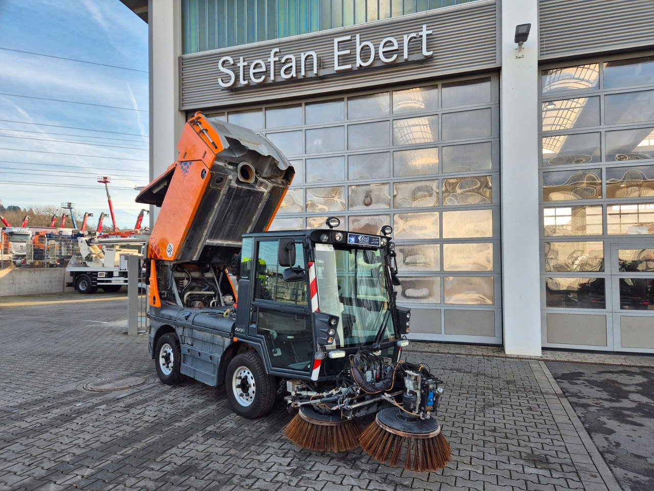 Schmidt Swingo Compact 200+ Winterdienst Klima - Fejebil: billede 2 Schmidt Swingo Compact 200+ Winterdienst Klima - Fejebil: billede 2