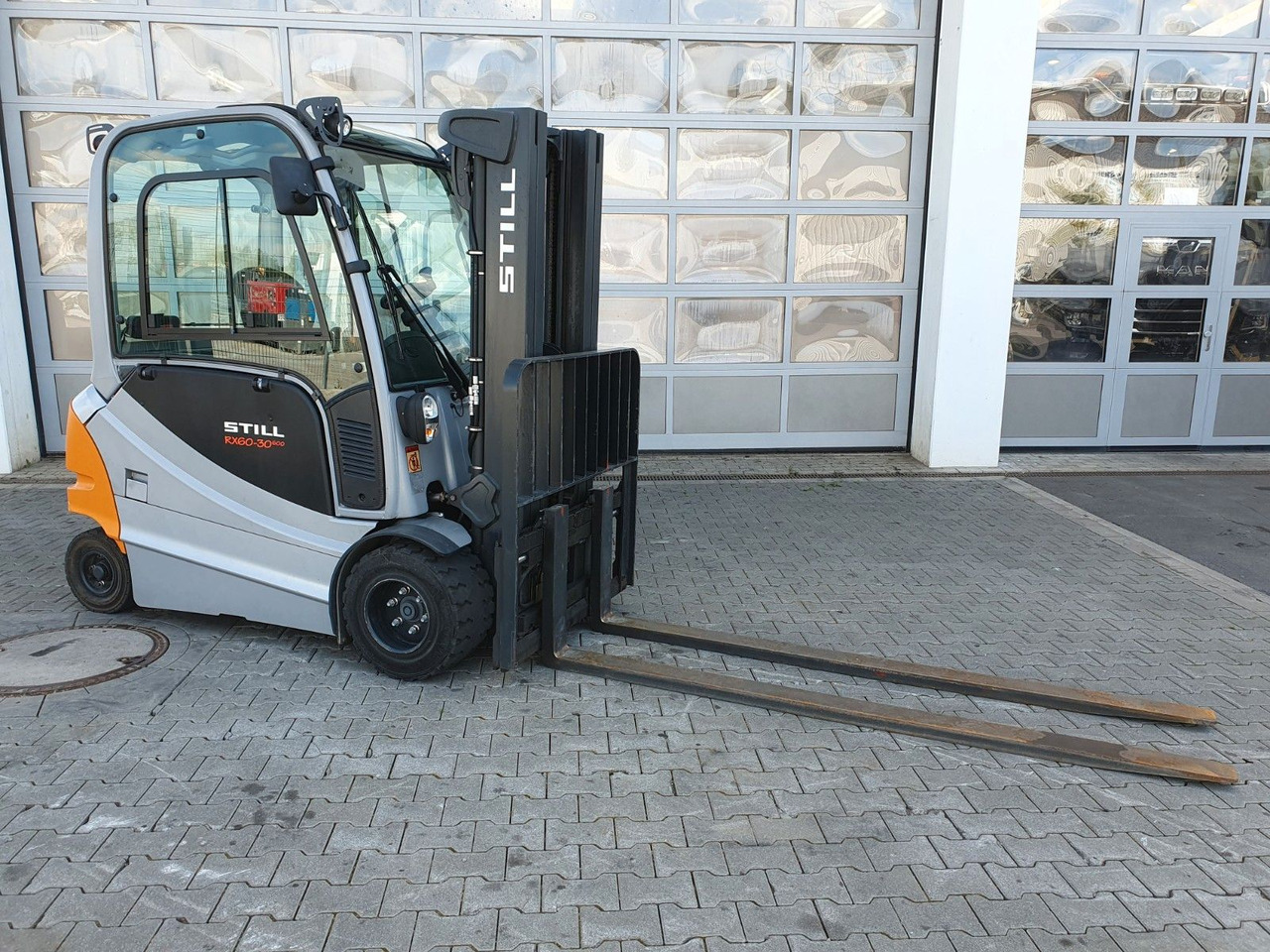 Still RX60-30L/600 - Triplex: 4,6m / nur 1.245h / SS - El gaffeltruck: billede 2 Still RX60-30L/600 - Triplex: 4,6m / nur 1.245h / SS - El gaffeltruck: billede 2