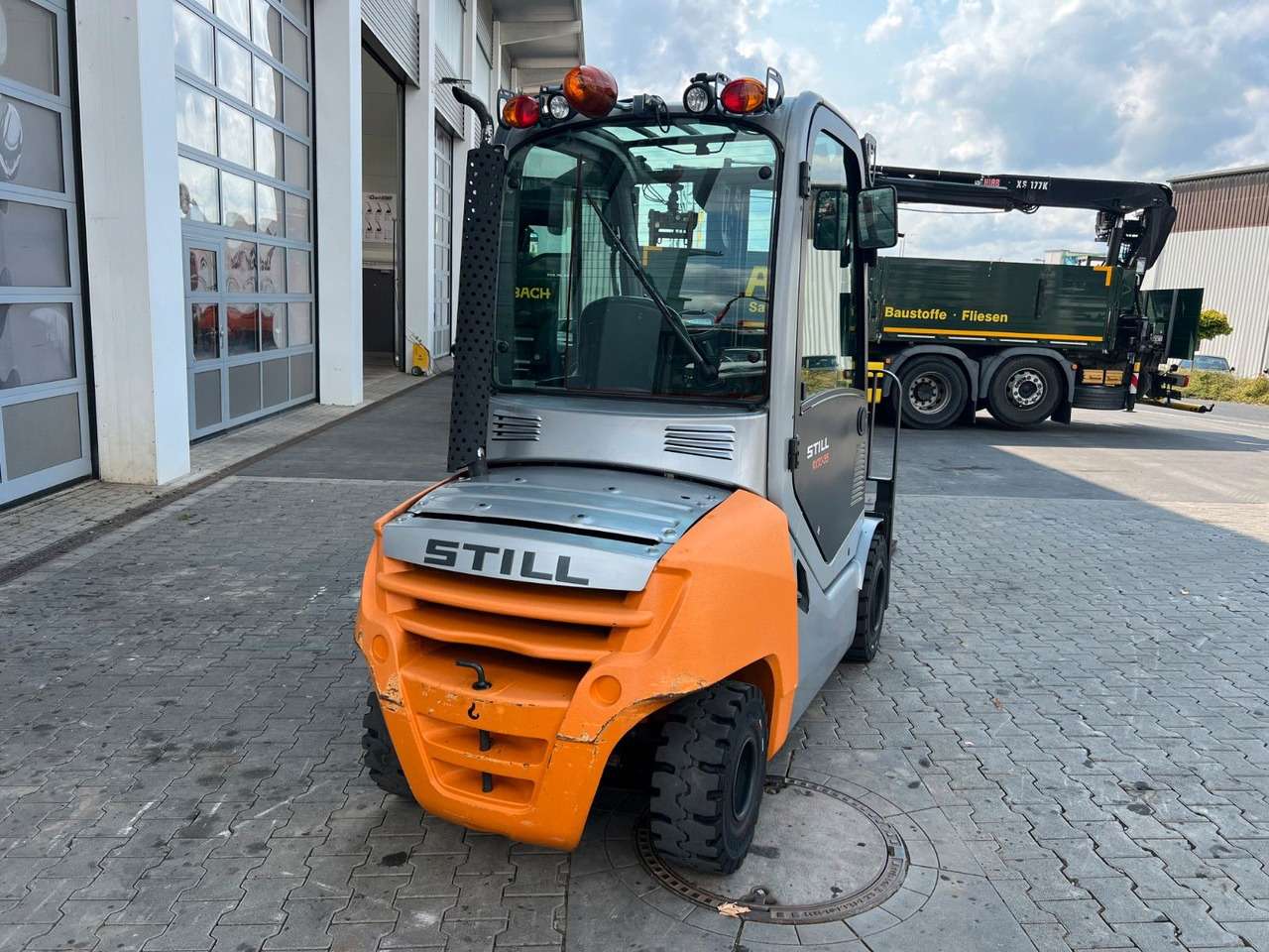 Still RX70-35 / Triplex: 4.60m / nur 2.911h! / SS - Diesel gaffeltruck: billede 4 Still RX70-35 / Triplex: 4.60m / nur 2.911h! / SS - Diesel gaffeltruck: billede 4