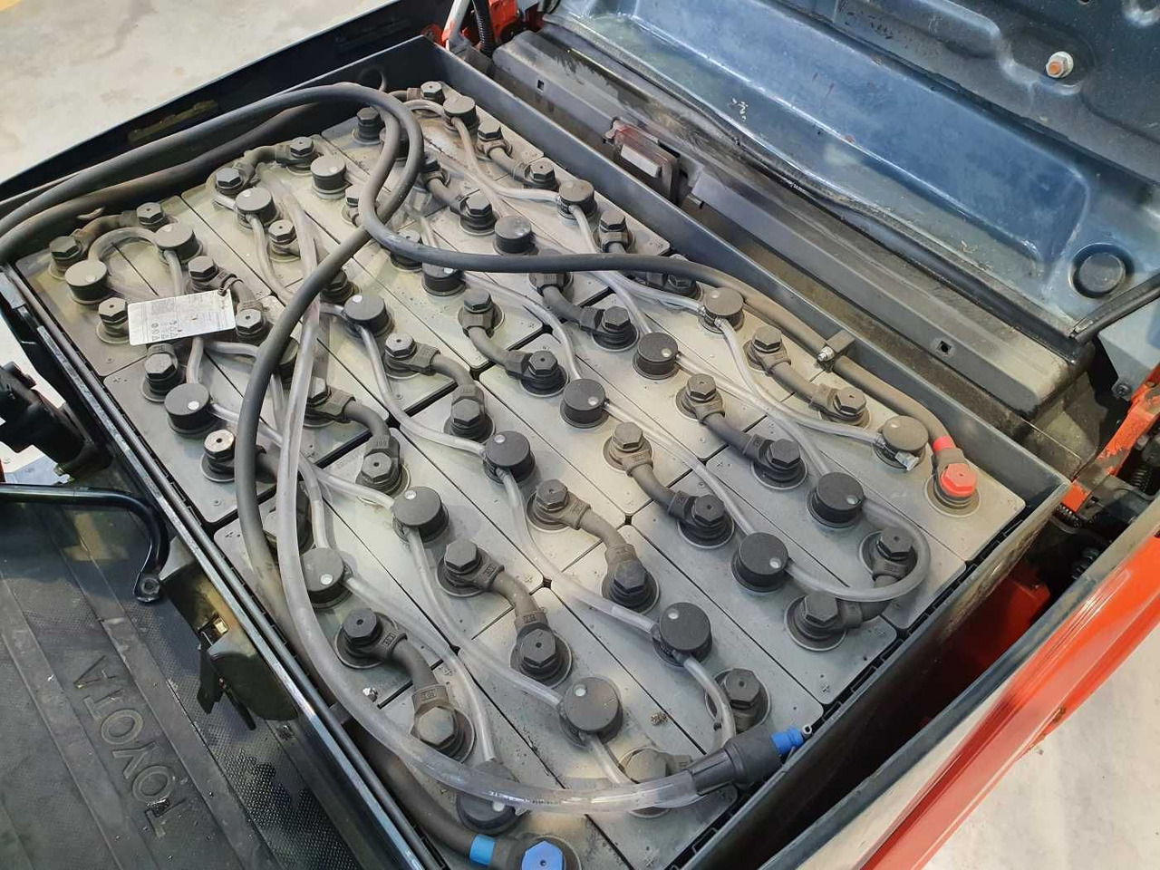 Leje en Toyota 8FBET15 / Batterie 07/2023 / HH: 4.3m! / 2.849h Toyota 8FBET15 / Batterie 07/2023 / HH: 4.3m! / 2.849h: billede 12 Leje en Toyota 8FBET15 / Batterie 07/2023 / HH: 4.3m! / 2.849h Toyota 8FBET15 / Batterie 07/2023 / HH: 4.3m! / 2.849h: billede 12