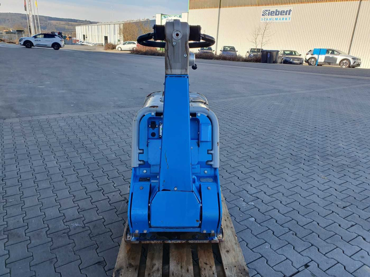 Weber CR 8 Hatz-Diesel 601kg Rüttelplatte 117 h - Pladevibrator: billede 4 Weber CR 8 Hatz-Diesel 601kg Rüttelplatte 117 h - Pladevibrator: billede 4