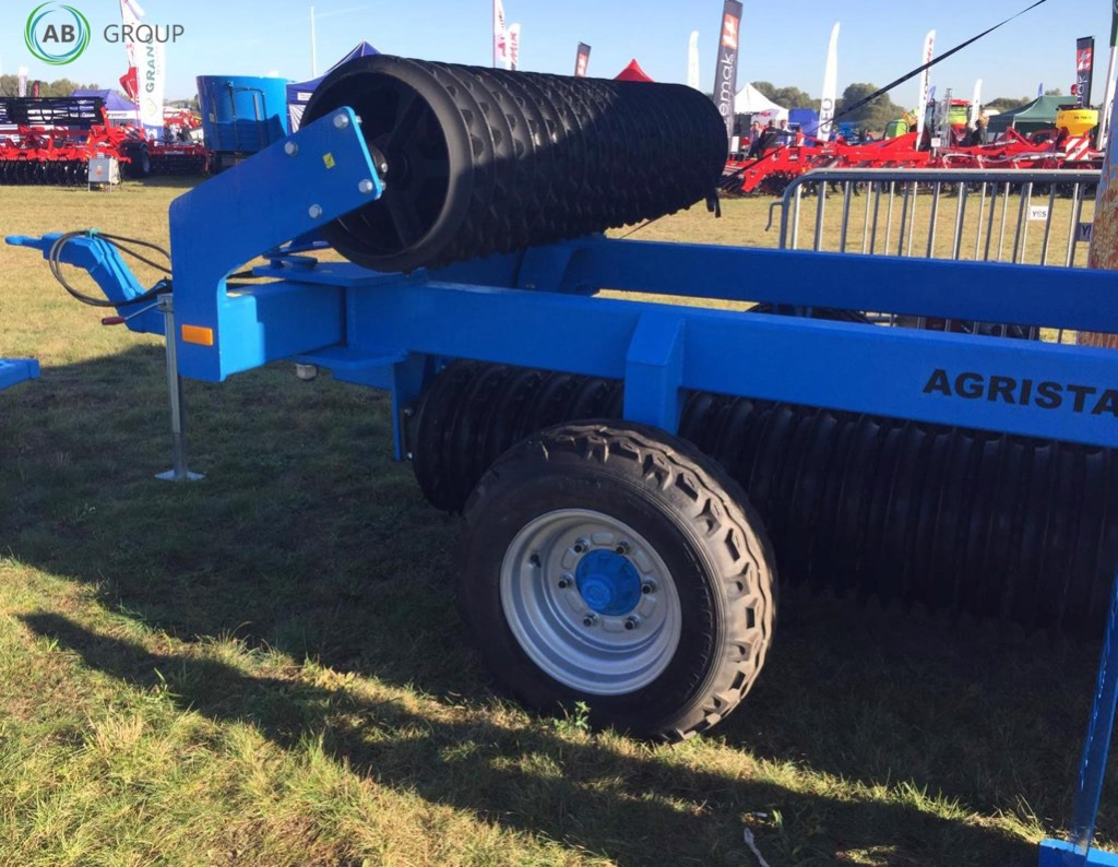 Cambridge hydraulically foldable roller 6.2 m 530 mm Agristal WUC - Landbrugs tromle: billede 4 Cambridge hydraulically foldable roller 6.2 m 530 mm Agristal WUC - Landbrugs tromle: billede 4