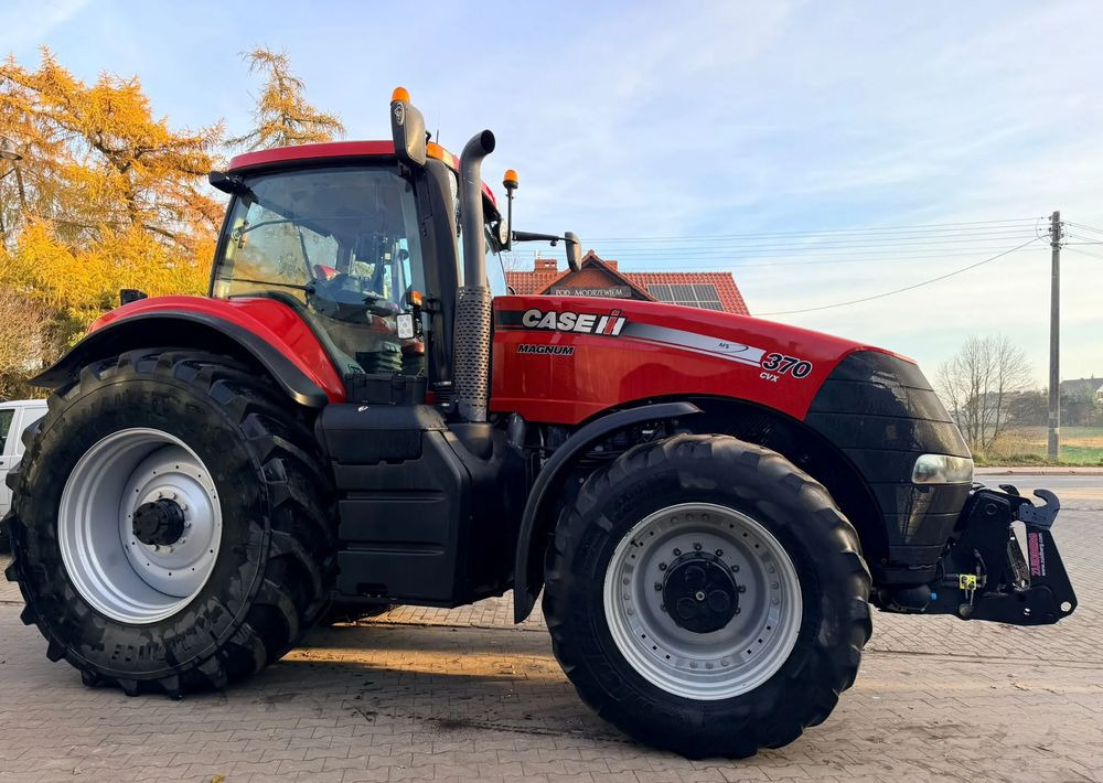Case IH Magnum 370 CVX - Traktor: billede 2 Case IH Magnum 370 CVX - Traktor: billede 2
