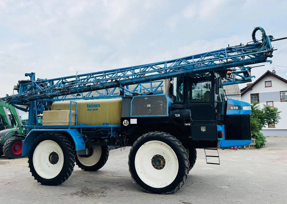 Challenger ROGATOR 618 - Sprøjteudstyr: billede 2 Challenger ROGATOR 618 - Sprøjteudstyr: billede 2