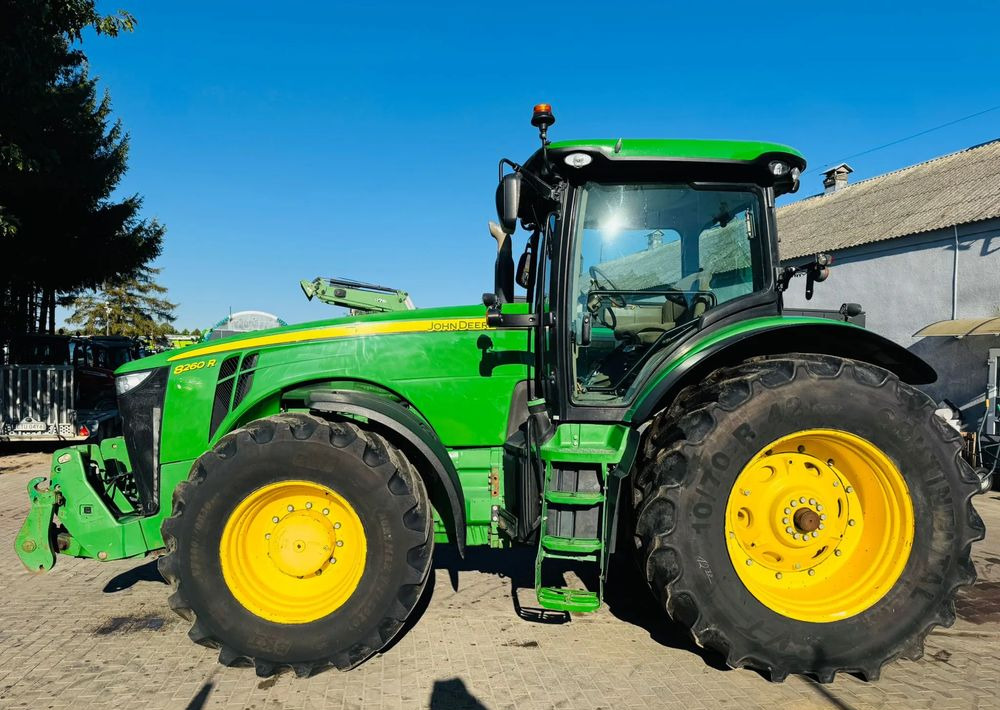 John Deere 8260R - Traktor: billede 5 John Deere 8260R - Traktor: billede 5