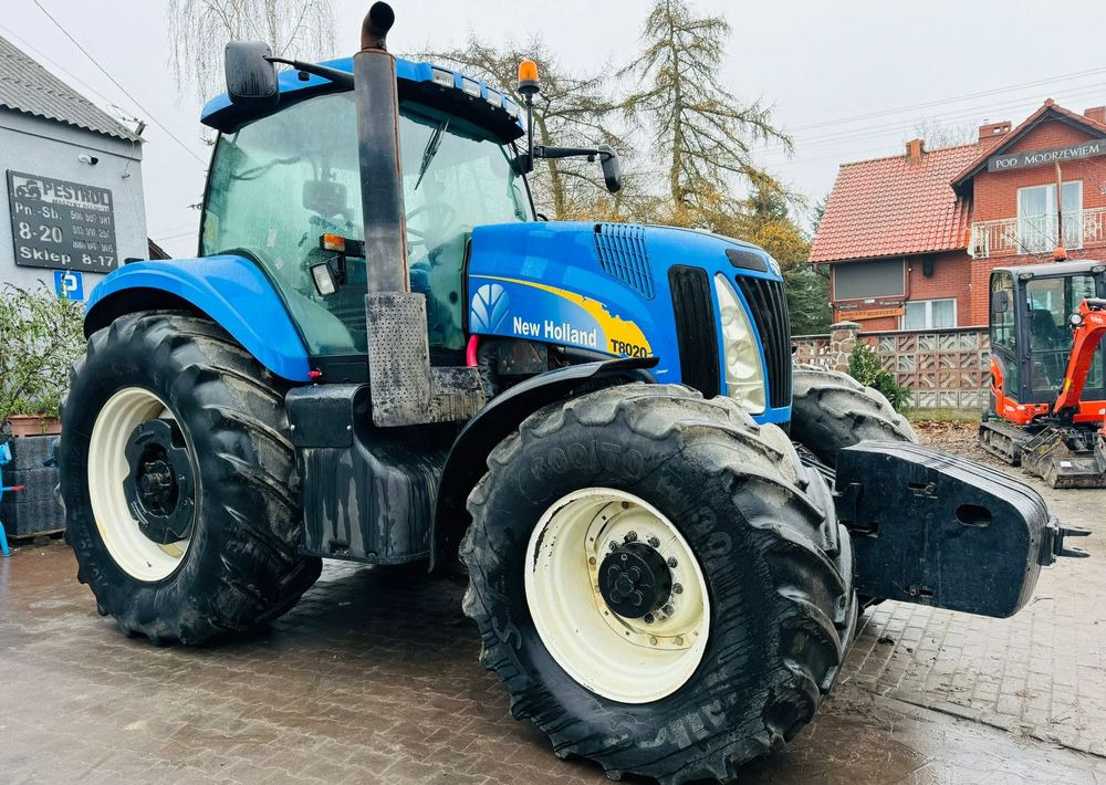 New Holland T8020 - Traktor: billede 4 New Holland T8020 - Traktor: billede 4