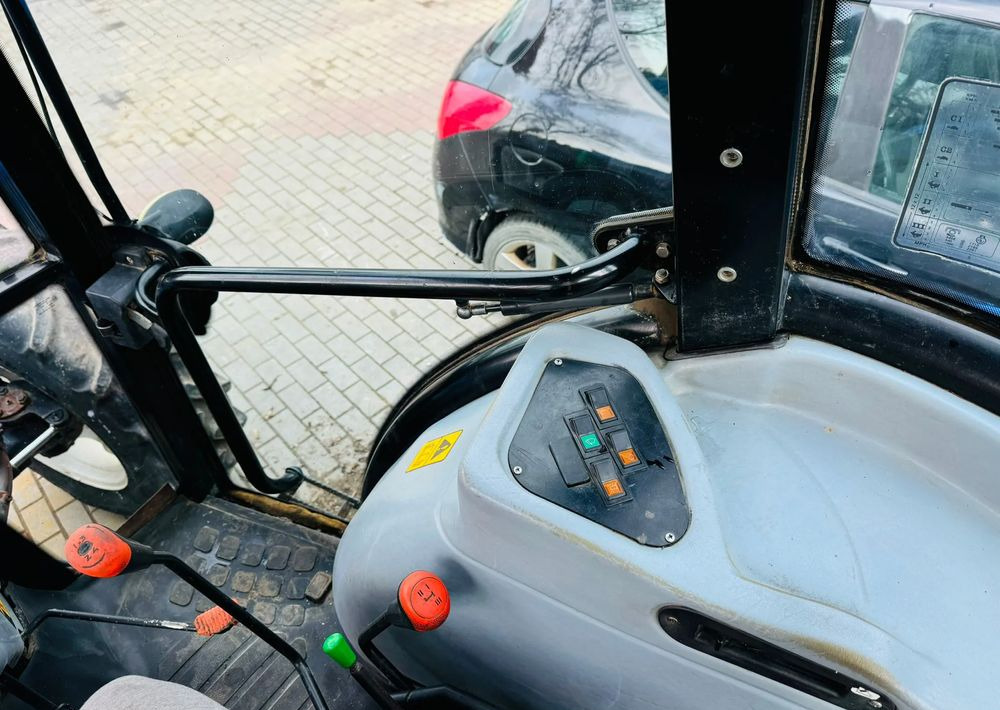 New Holland TD5050 - Traktor: billede 5 New Holland TD5050 - Traktor: billede 5