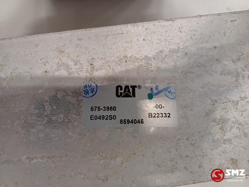Caterpillar Oil cooler Caterpillar - Kølesystem for Materialehåndteringsudstyr: billede 5 Caterpillar Oil cooler Caterpillar - Kølesystem for Materialehåndteringsudstyr: billede 5