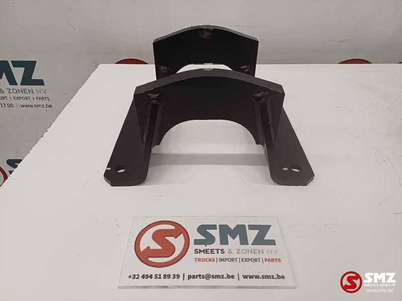 Caterpillar Track guide guard Caterpillar - Ramme/ Chassis for Materialehåndteringsudstyr: billede 3 Caterpillar Track guide guard Caterpillar - Ramme/ Chassis for Materialehåndteringsudstyr: billede 3