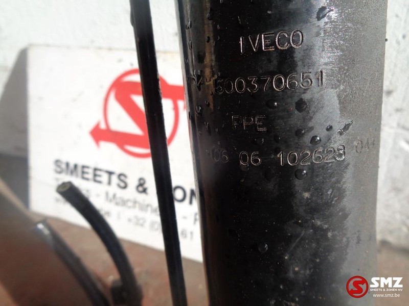 Iveco Occ cabine piston stralis / trakker - Førerhusaffjedring for Lastbil: billede 3 Iveco Occ cabine piston stralis / trakker - Førerhusaffjedring for Lastbil: billede 3