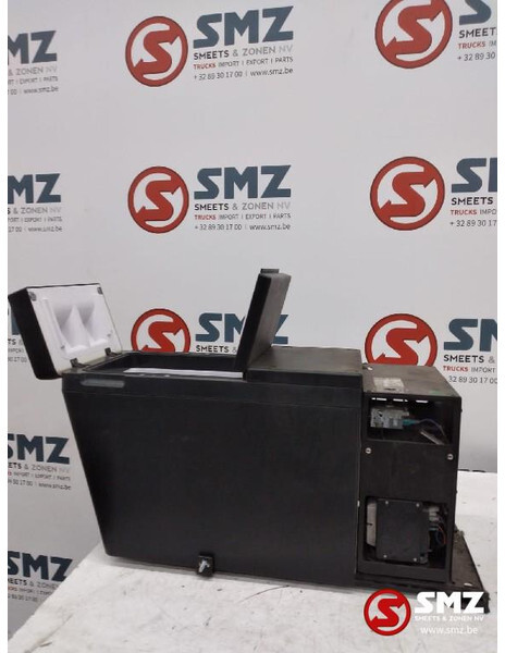 Iveco Occ koelkast Iveco - Førerhus og interiør for Lastbil: billede 1 Iveco Occ koelkast Iveco - Førerhus og interiør for Lastbil: billede 1