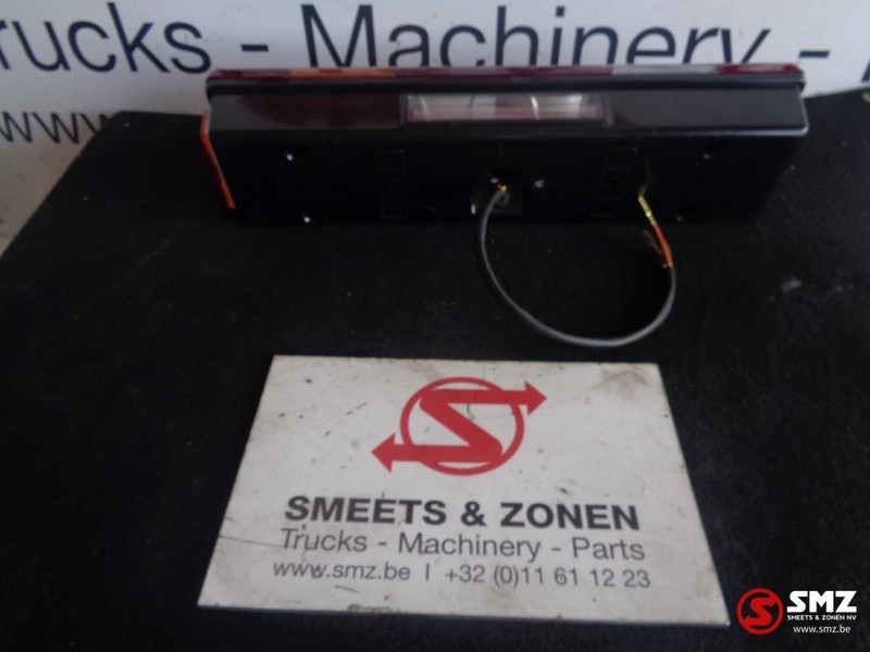 Mercedes-Benz Achterlicht mercedes met nr plaat verlichting - Baglygte for Lastbil: billede 3 Mercedes-Benz Achterlicht mercedes met nr plaat verlichting - Baglygte for Lastbil: billede 3