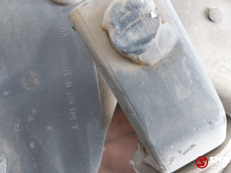 Mercedes-Benz Occ dwarsligger,schokdempers cabinevering achter - Førerhusaffjedring for Lastbil: billede 2 Mercedes-Benz Occ dwarsligger,schokdempers cabinevering achter - Førerhusaffjedring for Lastbil: billede 2