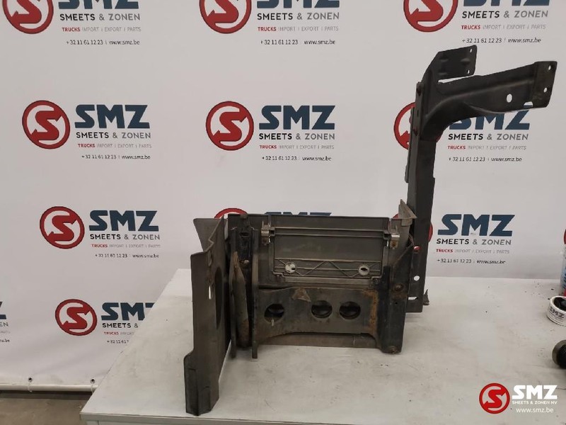 Mercedes-Benz Occ onderste opstapbak links Actros MP2 - Trin for Lastbil: billede 2 Mercedes-Benz Occ onderste opstapbak links Actros MP2 - Trin for Lastbil: billede 2