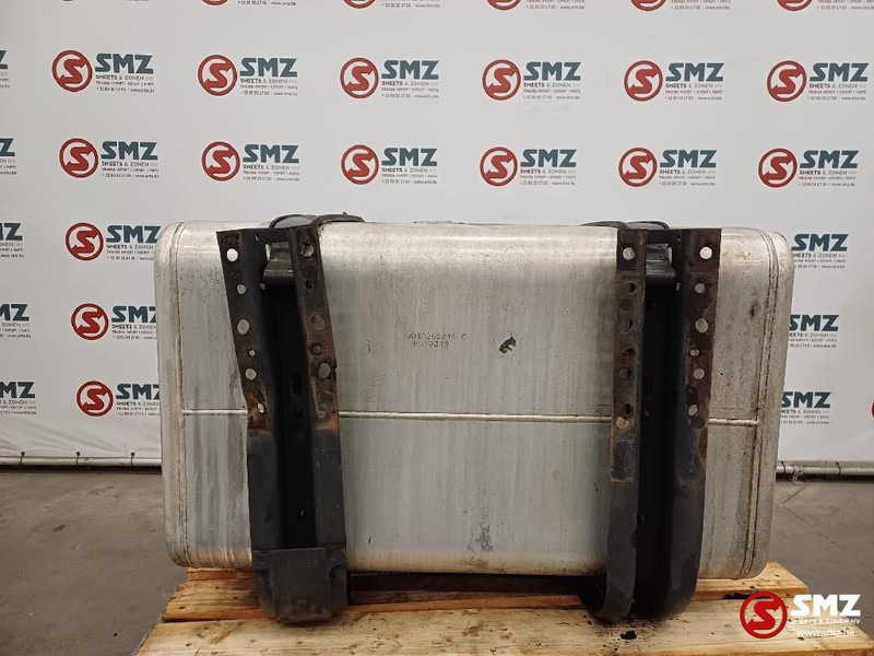 Renault Occ brandstoftank 400L Renault - Brændstoftank for Lastbil: billede 2 Renault Occ brandstoftank 400L Renault - Brændstoftank for Lastbil: billede 2