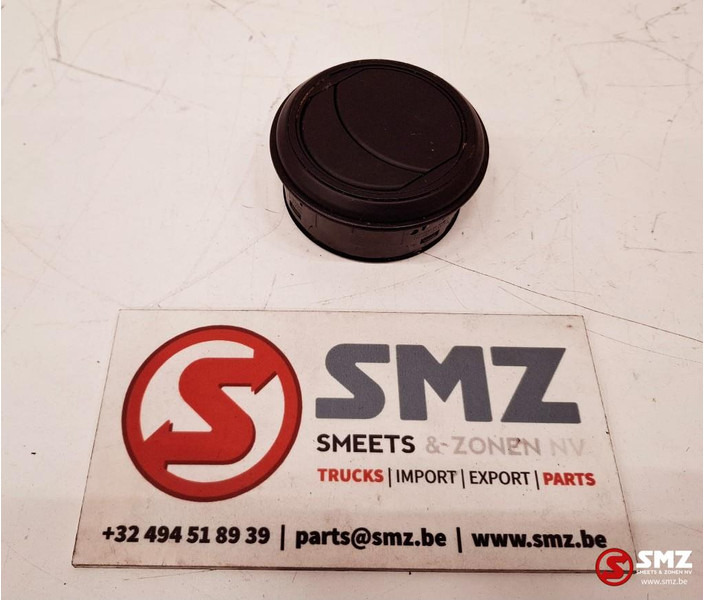 Førerhus og interiør for Lastbil Renault Occ diverse dashborddelen Renault: billede 16