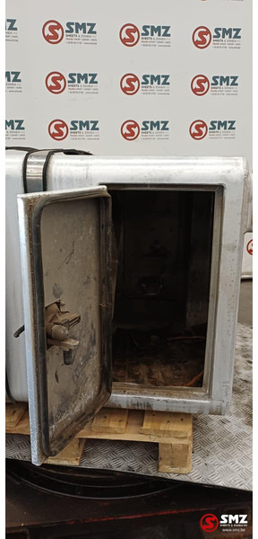 Renault Occ hydraulische tank 250L + materiaalkast Renault - Hydraulisk tank for Lastbil: billede 5 Renault Occ hydraulische tank 250L + materiaalkast Renault - Hydraulisk tank for Lastbil: billede 5
