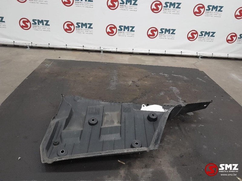 Renault Occ portierverlengstuk Renault T 7482516626 - Dør og reservedele for Lastbil: billede 3 Renault Occ portierverlengstuk Renault T 7482516626 - Dør og reservedele for Lastbil: billede 3