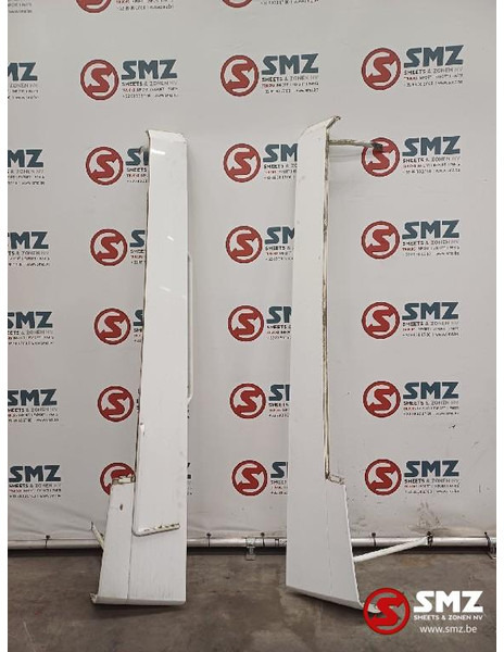 Renault Occ set cabinespoilers L/R Renault - Aerodynamikken/ Spoilersæt for Lastbil: billede 1 Renault Occ set cabinespoilers L/R Renault - Aerodynamikken/ Spoilersæt for Lastbil: billede 1