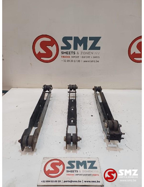 Renault Occ set van 3 sideskirtsteunen Renault - Ramme/ Chassis for Lastbil: billede 1 Renault Occ set van 3 sideskirtsteunen Renault - Ramme/ Chassis for Lastbil: billede 1