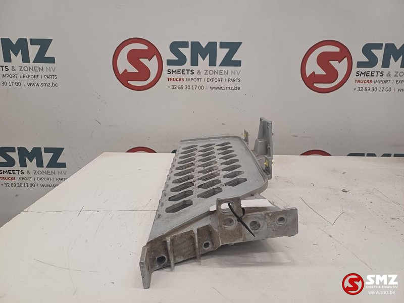 Volvo Occ opstaptrede links Volvo - Førerhus og interiør for Lastbil: billede 2 Volvo Occ opstaptrede links Volvo - Førerhus og interiør for Lastbil: billede 2