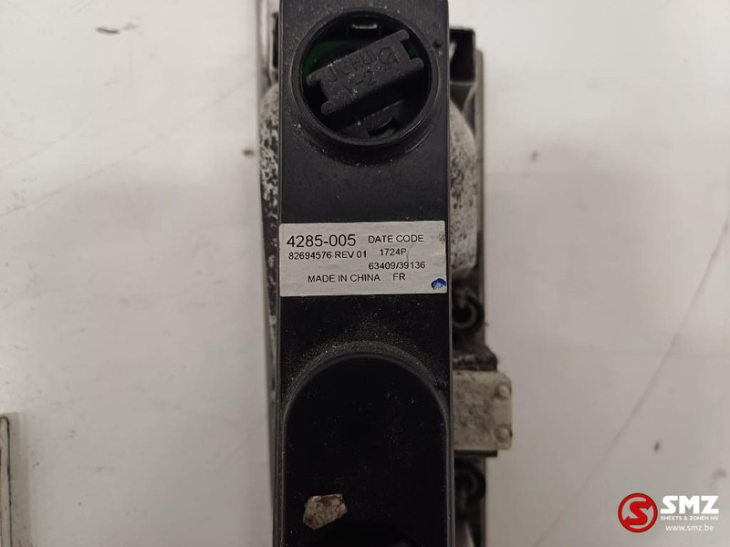 Volvo Occ set cabineverlichting deur + dak + binnen L/R - Førerhus og interiør for Lastbil: billede 3 Volvo Occ set cabineverlichting deur + dak + binnen L/R - Førerhus og interiør for Lastbil: billede 3