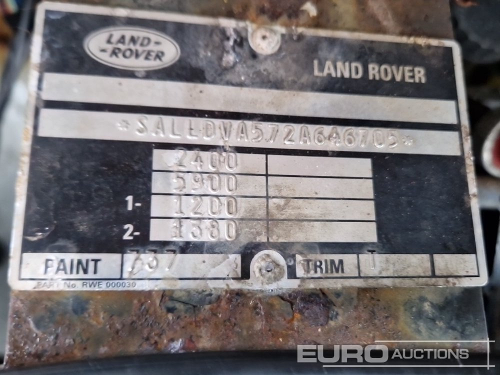 SUV 2002 Land Rover Defender 90: billede 42