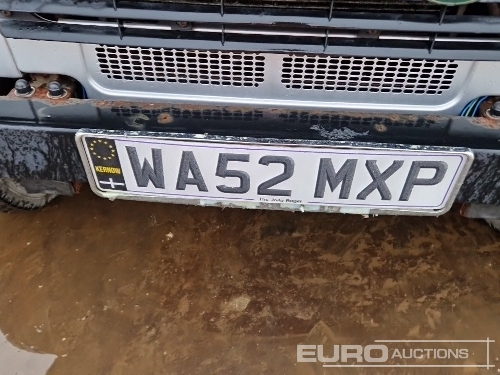 SUV 2002 Land Rover Defender 90: billede 44