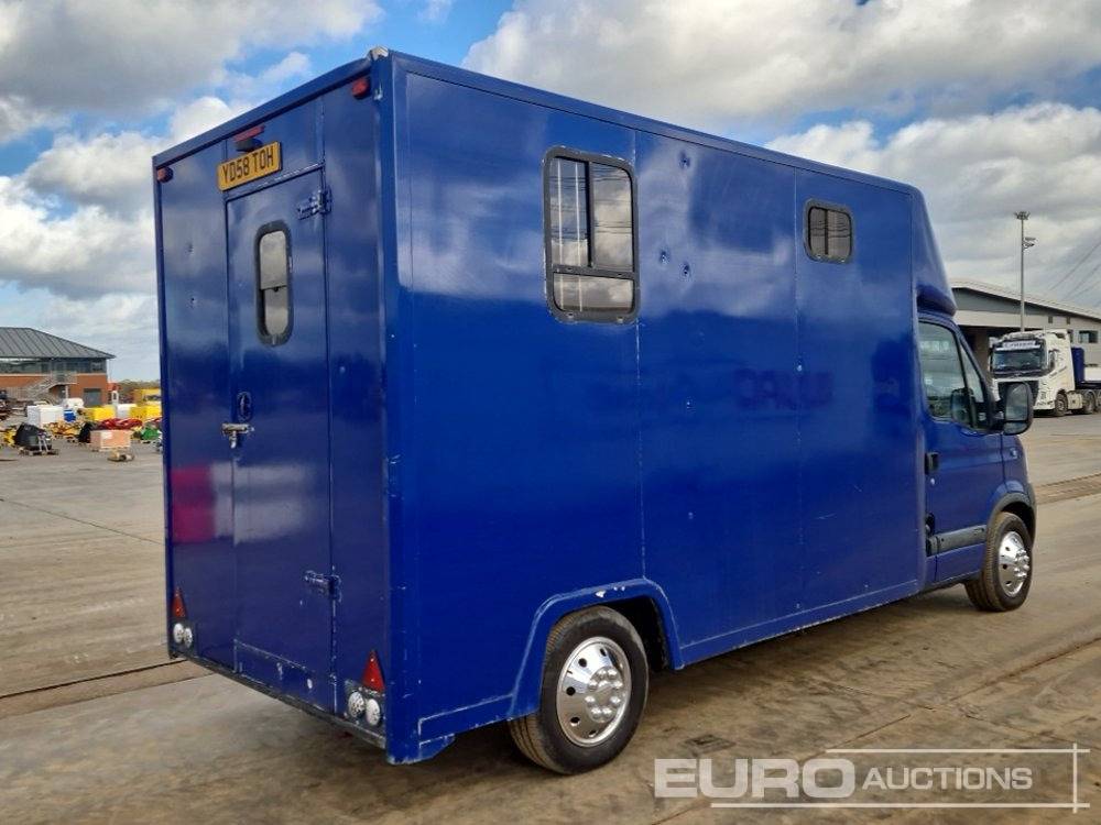 2008 Nissan Interstar - Varebil med kasse: billede 5 2008 Nissan Interstar - Varebil med kasse: billede 5