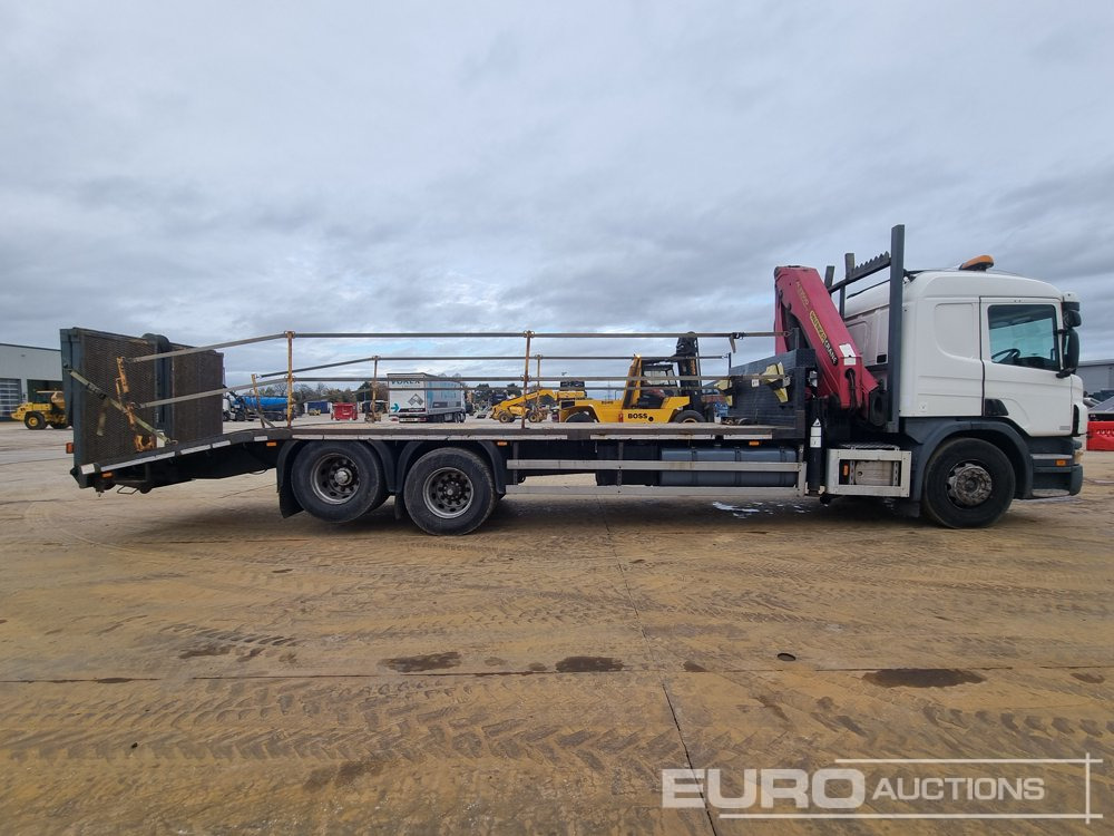 Lastbil med lad til transportering tungemaskiner 2009 Scania P310: billede 6 Lastbil med lad til transportering tungemaskiner 2009 Scania P310: billede 6