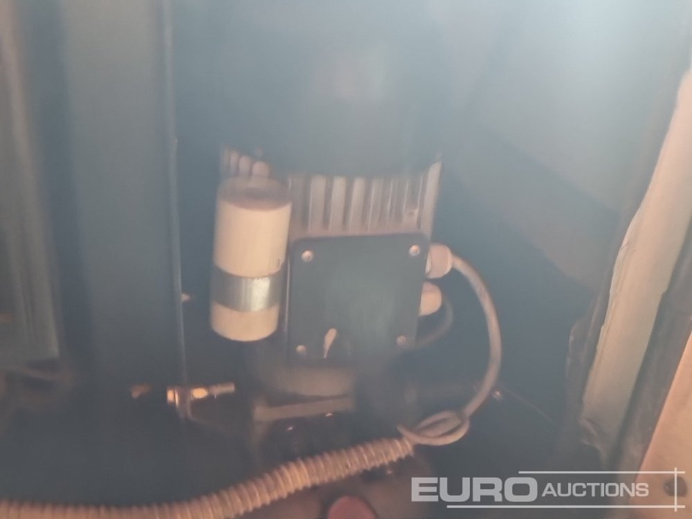 Lystårn 2011 Generac VB9: billede 15 Lystårn 2011 Generac VB9: billede 15