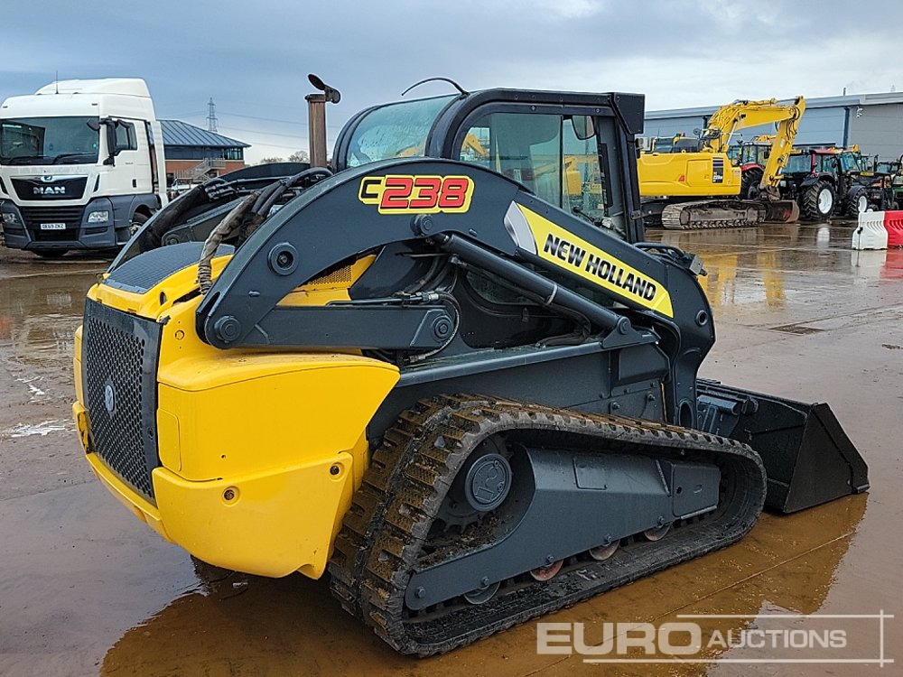 2014 New Holland C238 - Skridstyret minilæsser: billede 5 2014 New Holland C238 - Skridstyret minilæsser: billede 5