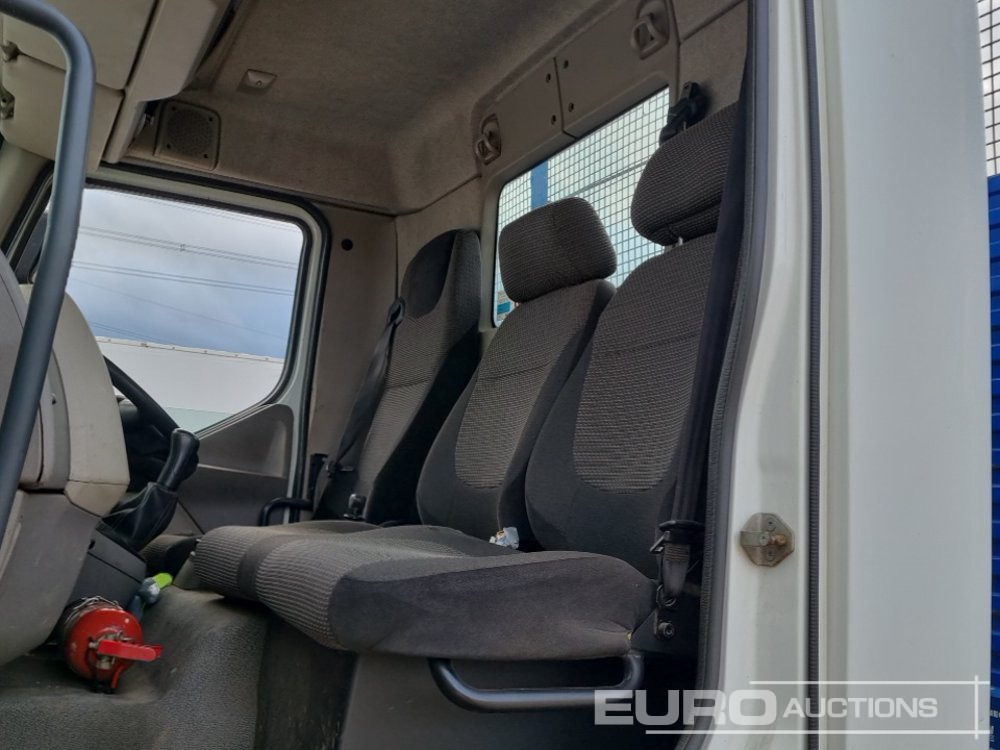 Lastbil med lad til transportering tungemaskiner 2015 DAF 210: billede 31 Lastbil med lad til transportering tungemaskiner 2015 DAF 210: billede 31