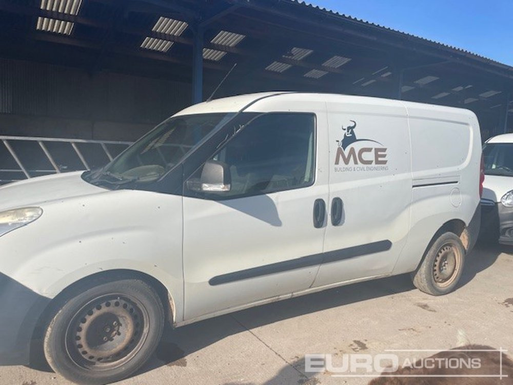 2015 Vauxhall Combo CDTI - Små varebil, Mandskabsbil: billede 2 2015 Vauxhall Combo CDTI - Små varebil, Mandskabsbil: billede 2