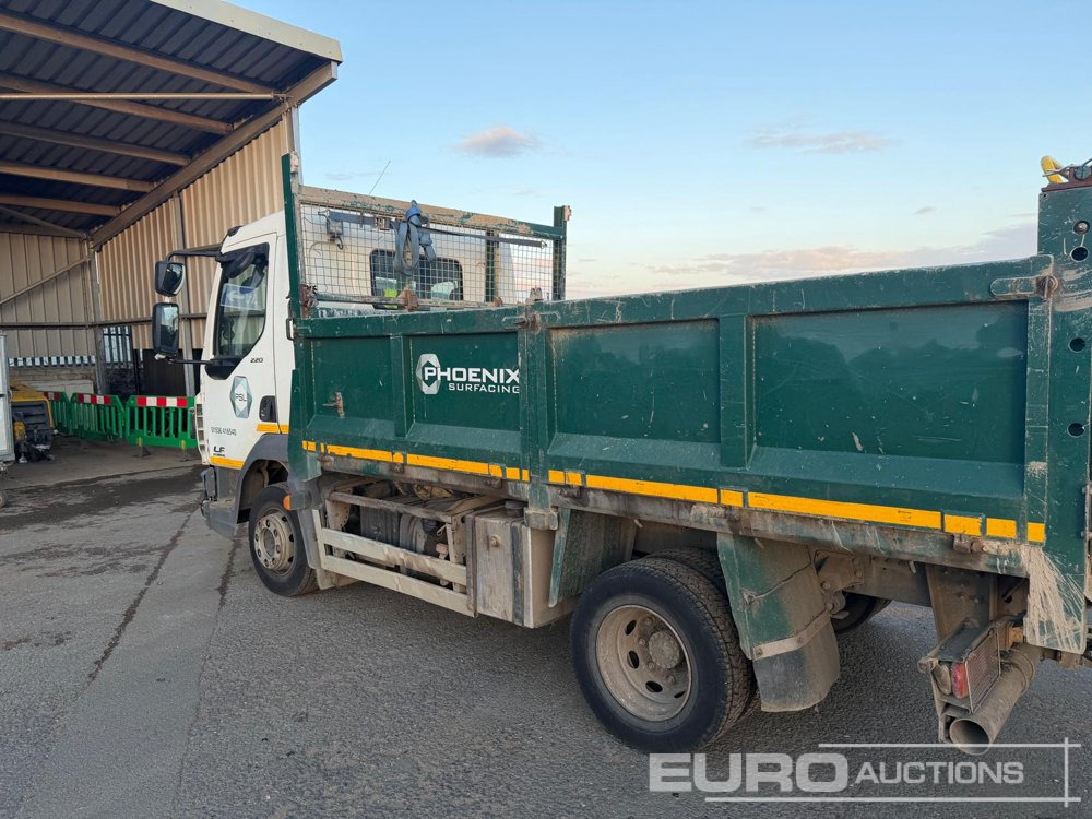 2016 DAF LF220FA - Tipvogn lastbil: billede 2 2016 DAF LF220FA - Tipvogn lastbil: billede 2