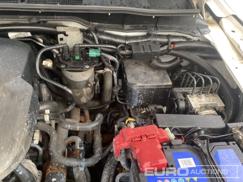 Pickup 2016 Nissan Navara: billede 27 Pickup 2016 Nissan Navara: billede 27