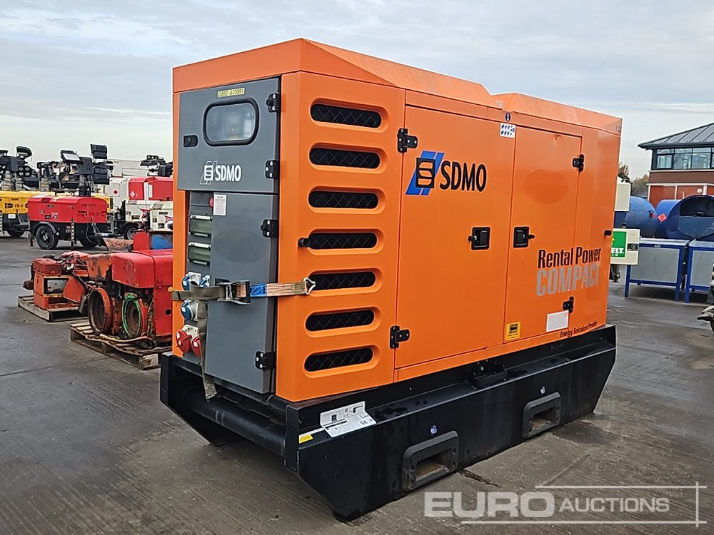 2016 SDMO R110C3 - Strømgenerator: billede 3 2016 SDMO R110C3 - Strømgenerator: billede 3