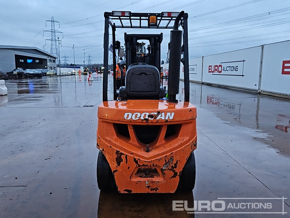 2020 Doosan D30GP - Gaffeltruck: billede 4 2020 Doosan D30GP - Gaffeltruck: billede 4
