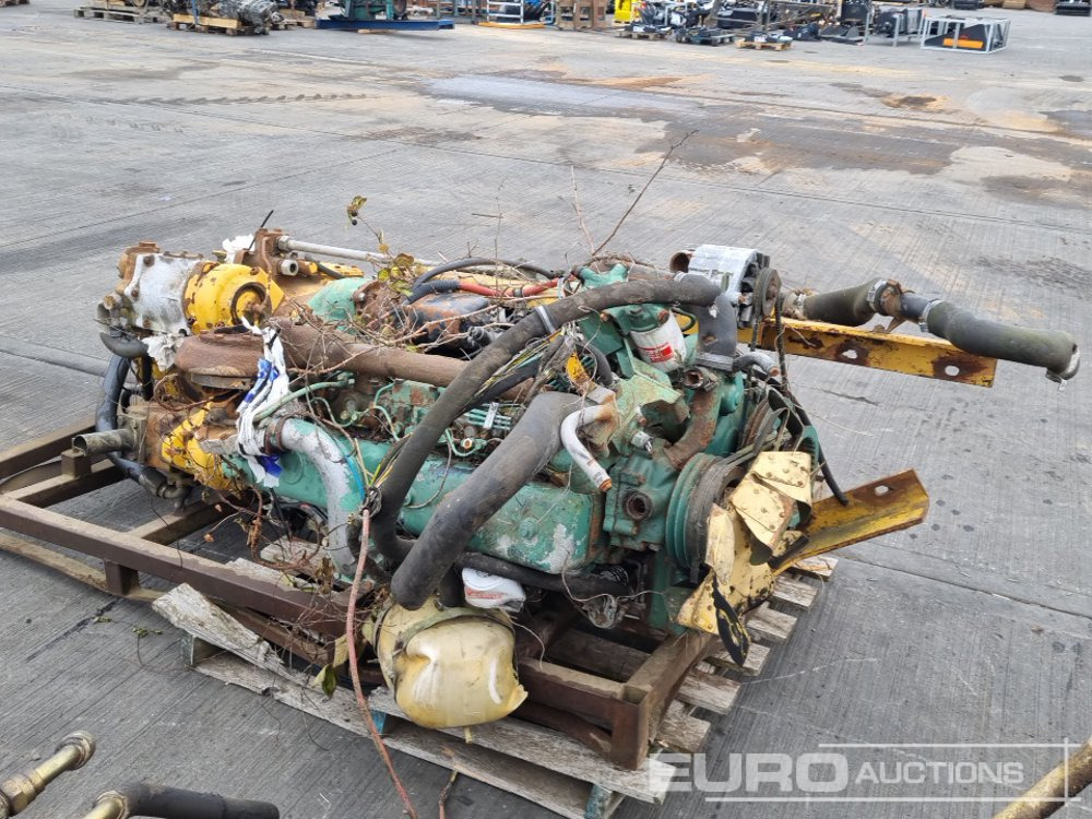 6 Cylinder Engine, Gearbox, Pump - Motor: billede 3 6 Cylinder Engine, Gearbox, Pump - Motor: billede 3