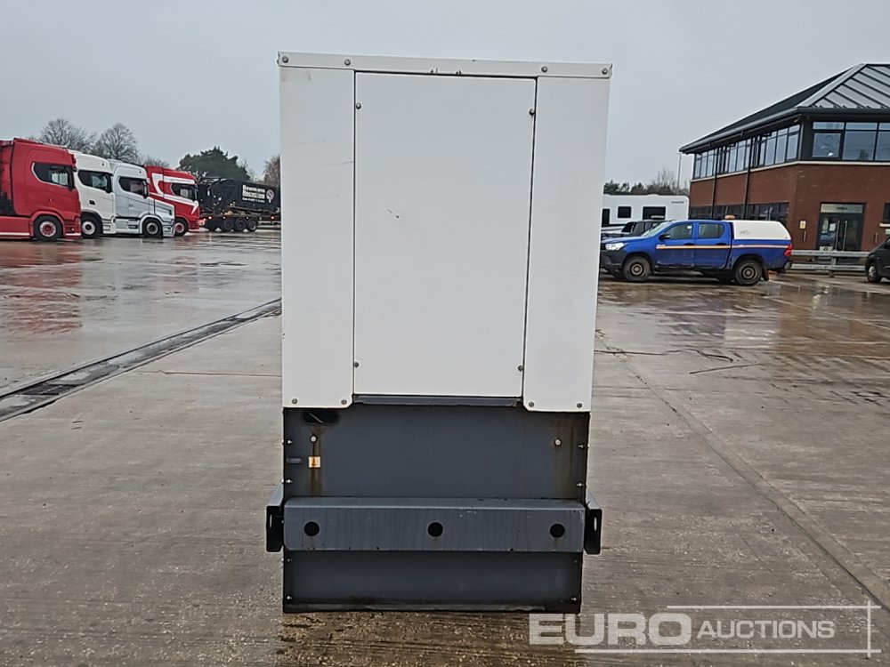 Aggreko 32kVA Generator, 3 Cylinder Engine (Parts Missing) - Strømgenerator: billede 2 Aggreko 32kVA Generator, 3 Cylinder Engine (Parts Missing) - Strømgenerator: billede 2