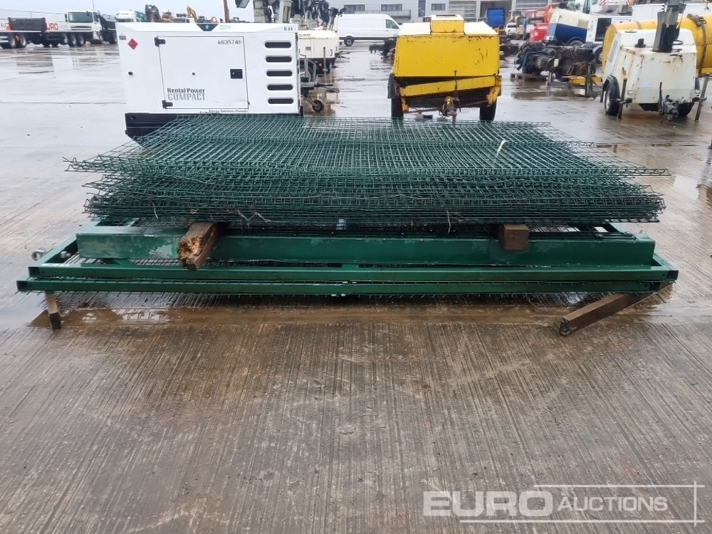 Bundle of Galvanised Fencing & Gate - Bygningsudstyr: billede 4 Bundle of Galvanised Fencing & Gate - Bygningsudstyr: billede 4