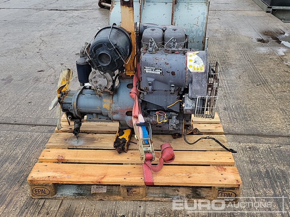 Deutz 2 Cylinder Engine - Motor: billede 2 Deutz 2 Cylinder Engine - Motor: billede 2