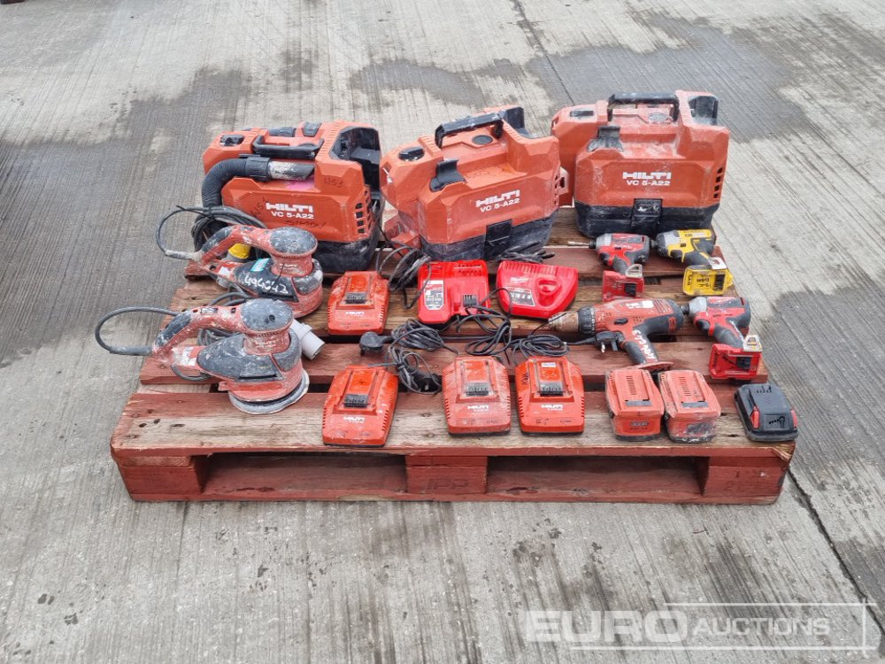 Bygningsudstyr Hilti Battery Vacuum (3 of), 110Volt Orbital Sander (2 of), Battery Drill, Battery (2 of), Charger (4 of), Milwaukee Battery Impact Wrench (2 of), Charger (2 of), Battery, DeWalt Battery Impact Wrench: billede 8