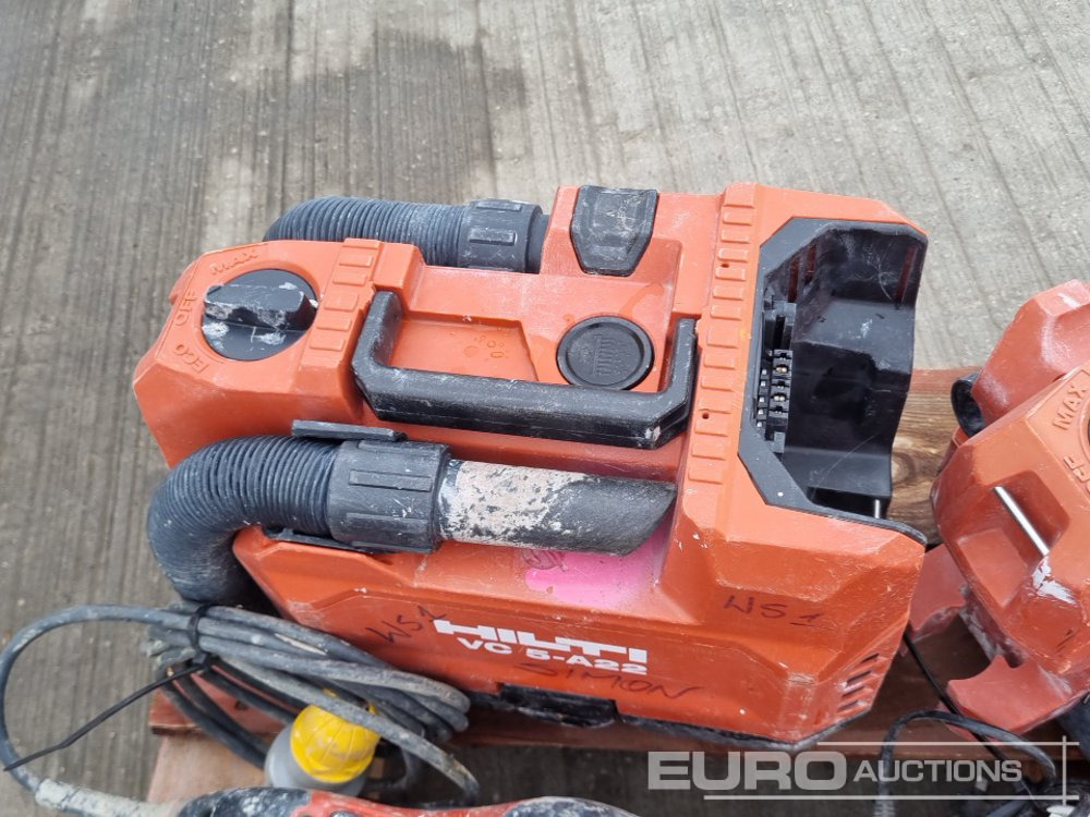 Bygningsudstyr Hilti Battery Vacuum (3 of), 110Volt Orbital Sander (2 of), Battery Drill, Battery (2 of), Charger (4 of), Milwaukee Battery Impact Wrench (2 of), Charger (2 of), Battery, DeWalt Battery Impact Wrench: billede 21