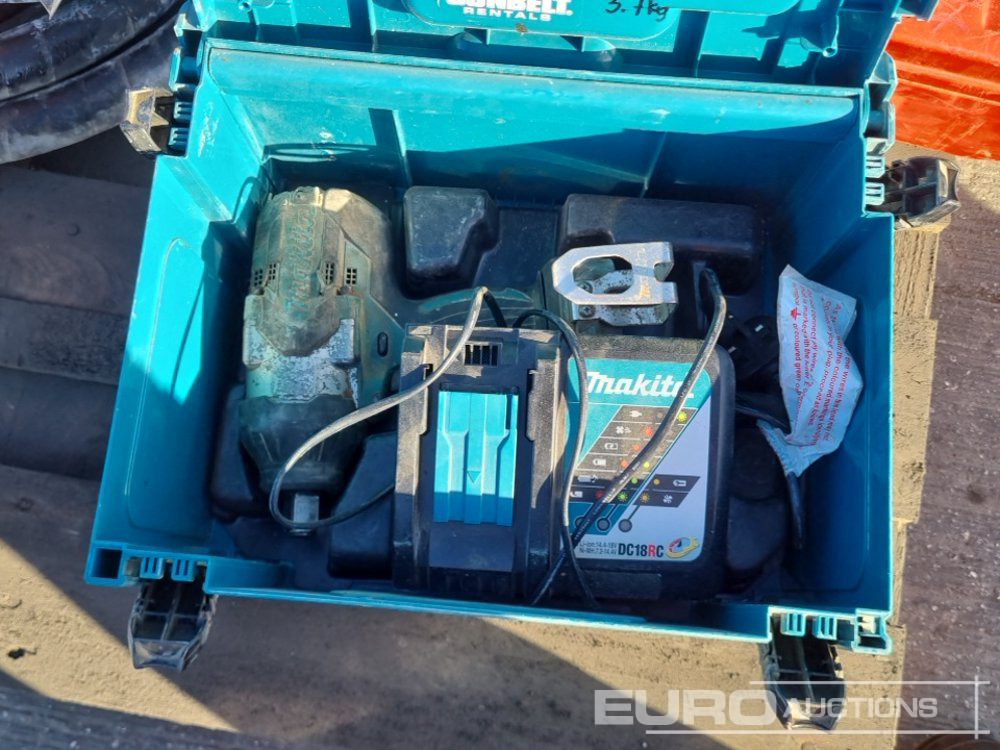 Bygningsudstyr Hilti TE30 110Volt Hammer Drill, Hilti TE6-A36 Battery Hammer Drill, Makita 6906 110Volt Impact Driver, Makita DTW1001 Battery Impact Driver, 110Volt Concrete Poker: billede 22