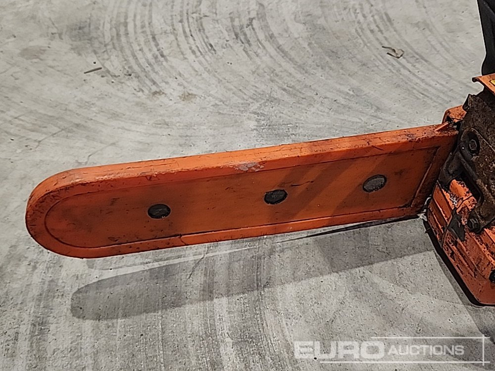 Husqvarna Petrol Chansaw - Værkstedsudstyr: billede 5 Husqvarna Petrol Chansaw - Værkstedsudstyr: billede 5